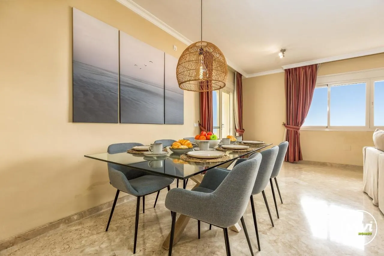 Vivi Homes - Valery Pool, Terrace & Padel 오옌 0*,